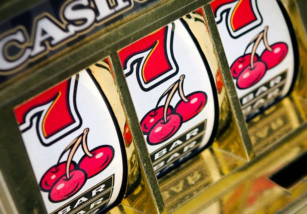 Wolf Gold slot interface on masterbet188 login showing symbol grid and tournament leaderboard
